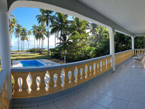 Beach villa on a dream property