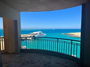  Apartment Two bedrooms 122m sea view private beach.hurghada