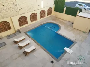 Cozy 1 bedroom apartment with pool nearby the beach!