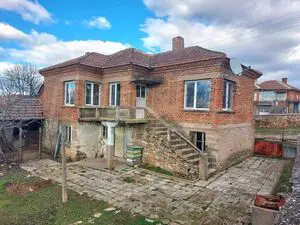 Two-story house with a garden in the village of Lesovo