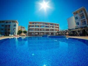 2 Bed apartment in Nessebar Fort Sunny Beach 500m from beach