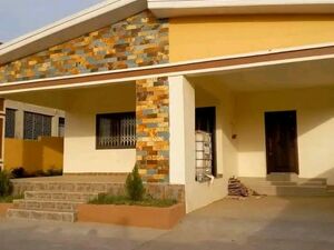 Brand new 3 bedroom house @ Amasamam/+233243321202