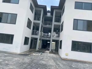 Exexutive 3Bedroom Apartment @ North legon/+233243321202