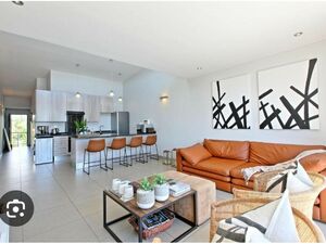 Stylish New York Style Apartment in Sandton 