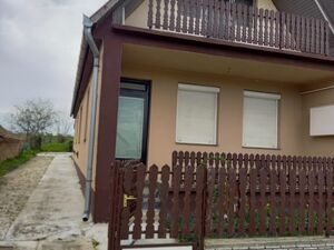 Renovated Single Family Home Close To Lake Balaton