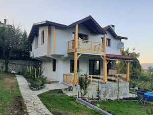 FOREST VIEW VILLA 2BEDROOM 1SALOON NEAR SEA IN SAPANCA,TURKE