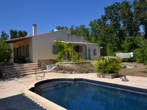 Country home in South-East France (Provence - Luberon)