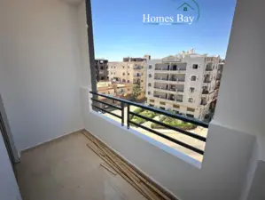 2 bedrooms with balcony- beach in walking distance!