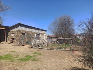 Greece - land with storage/house for sale in Central Greece