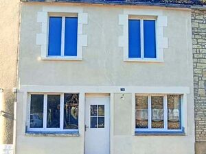 2 bedroom house in a charming Burgundy village