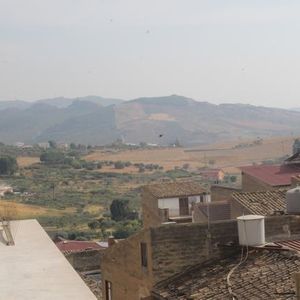 Panoramic Townhouse in Sicily - Casa Carubia Sta 16 Martiri