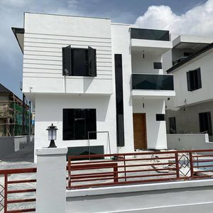 5 Bedroom Detached Duplex