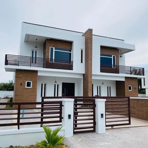 Contemporary 4 bedroom Semi Detached Duplex