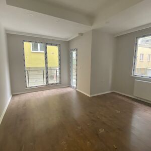  2+1 NEW FLAT NEAR TO METROBUS