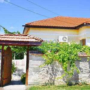 Stone house for sale near Kavarna! PROPERTY 2km TO THE SEA !