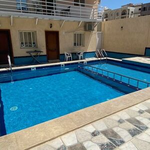 1B-187 |FURNISHED 1 BDR. APARTMENT - POOL