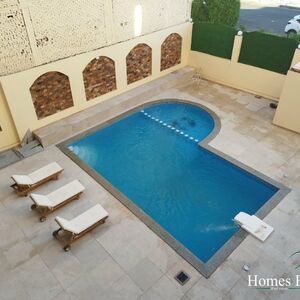 NEW bargain apartment with pool – nearby the beach!