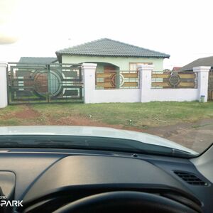 Charming Home in Vosloorus ext 10