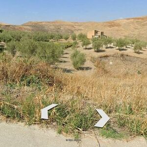 Country house with lake in Sicily