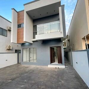 Exexutive 3Bedroom House @ Oyarifa 