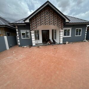 Brand new 3 Bedroom house @ Lakeside/+233243321202