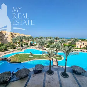 Pool and sea view 1 bedroom apartment 