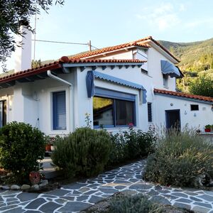 NORTHERN PELOPONESE - ALSOS AIGIO - COUNTRY HOUSE 230 sq.m 