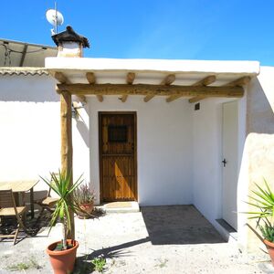 Renovated Cortijo with Stunning Views