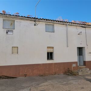 Townhouse /Extremadura /Trujillo/Madroñera