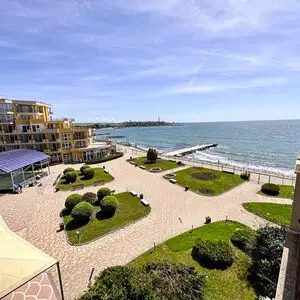 Apartment with 2 bedrooms, view to SEA and POOL, Midia Grand