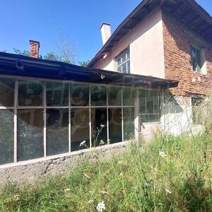 Two-storey house with garden in General Toshevo