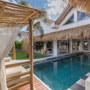 Cemagi, Unique 4BR Mediterranean Oasis on Bali's Coastline