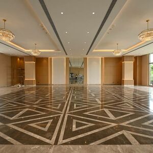 BPTP Amstoria Sector 102,Gurgaon Floor Avaialble for Sale