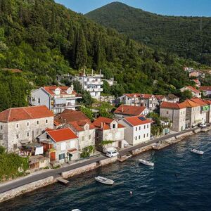 Historical building on the first line with sea view in Tivat