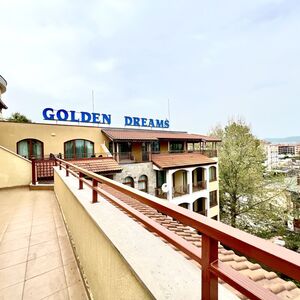 1-Bedroom Apartment with big Terrace in Golden Dreams