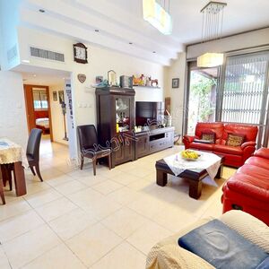 4 room garden apartment in Netanya