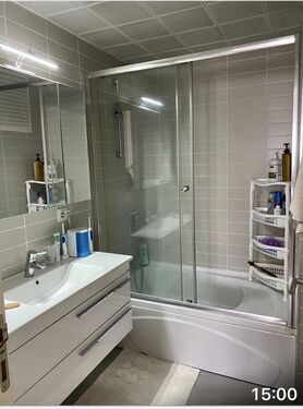 En suite bathroom 