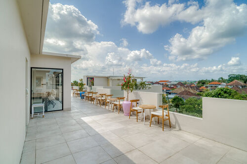 Rooftop Seating