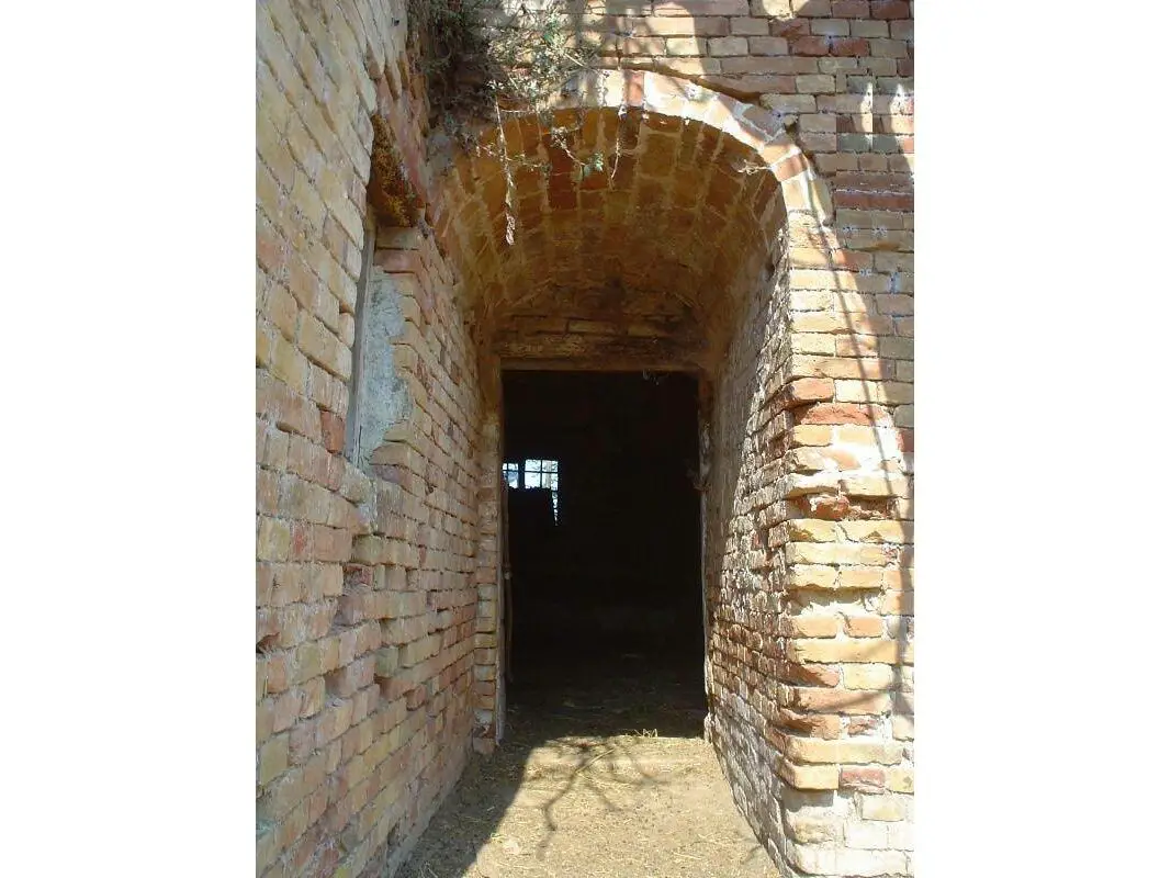 Vaulted stone archway